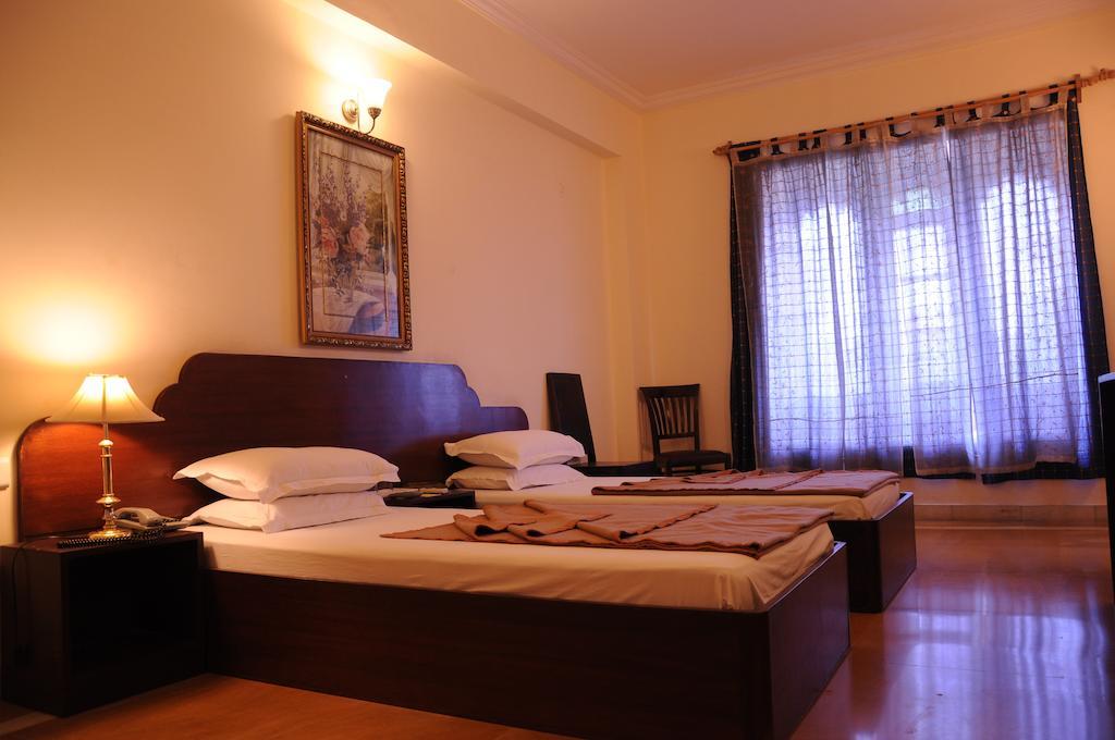 Hotel Pratap Palace Chittorgarh Zimmer foto